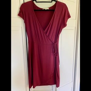 Mini Dress w/ Stylish Tie and Low V Neck